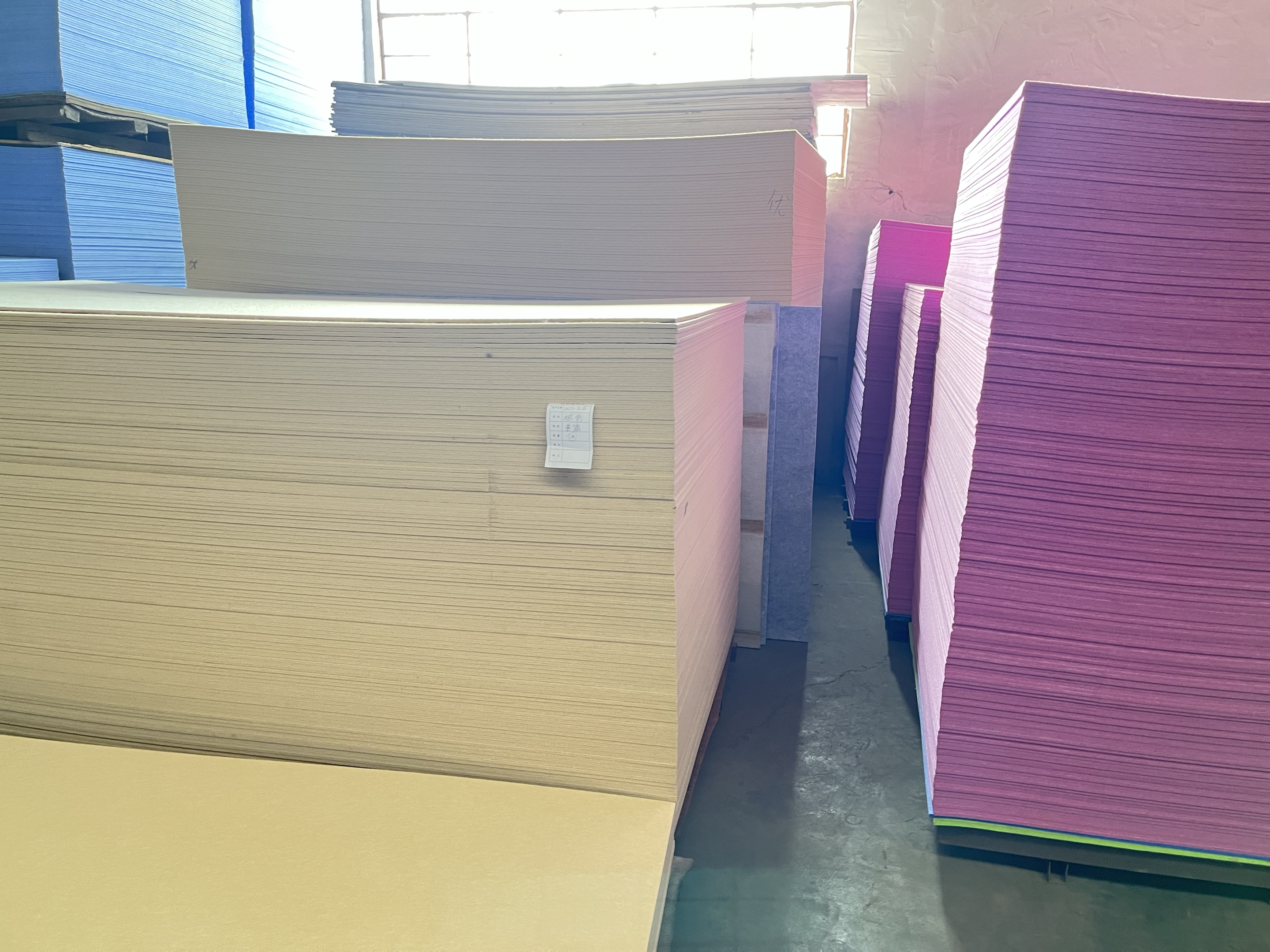 83891cff-1a97-4170-9fb5-0e36031cf221.jpg 聚酯纖維吸音板